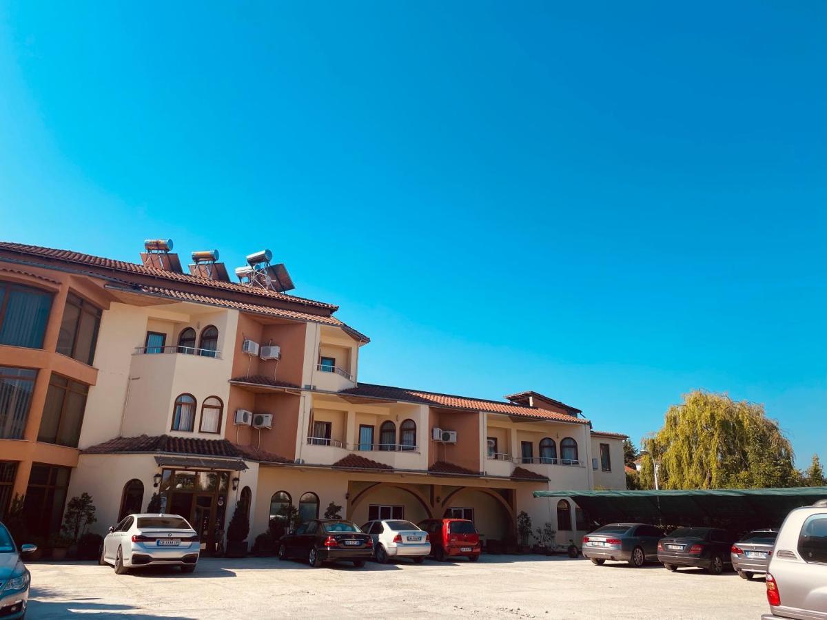 Rritja E Koranit Tushemisht Exterior foto